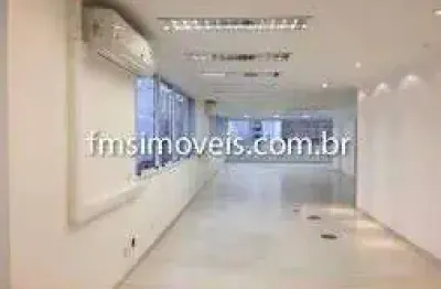 Sala Comercial de Alto Padrão na Consolação: 1 sala, 4 banheiros, 3 vagas de garagem, 205m² - São Paulo-SP