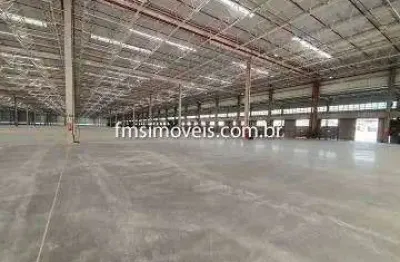 Excelente galpão comercial para locação em guarulhos-sp, jardim presidente dutra - 1.425m² e 6 vagas de garagem!