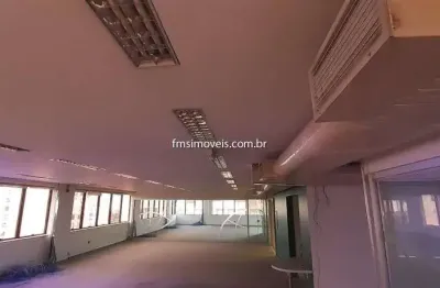 Sala comercial para locação no itaim bibi, são paulo-sp: 4 salas, 4 banheiros, 8 vagas de garagem, 514m² de área. aproveite!