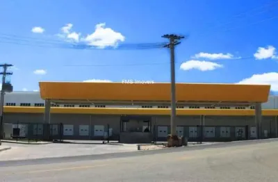 Galpão comercial de alto padrão para locação em cabreúva-sp, bairro jacaré: 3 salas, 2 banheiros, 4 vagas e 3.545m² de área.