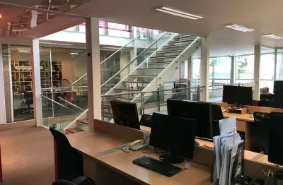 Prédio com 4 salas à venda na Rua Joaquim de Almeida, 504, Mirandópolis, São Paulo