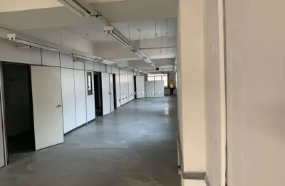 Prédio com 10 salas para alugar na Rua Conselheiro Carrão, 192, Bela Vista, São Paulo