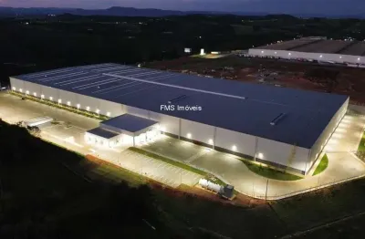 Galpão Industrial em Condomínio para Locação em Pouso Alegre-MG, Bairro Algodão: 2 Salas, 4 Banheiros, 21 Vagas, 5.067,28 m²