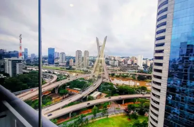 Apartamento de 1 quarto e 1 suíte no Brooklin, São Paulo-SP: duas salas, dois banheiros, 2 vagas de garagem e 70m² de área.