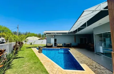 Casa em condomínio fechado com 4 quartos à venda na Rod. Pres. Castello Branco, 250, Ninho Verde, Porangaba