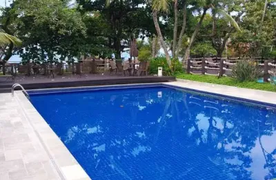 Casa em condomínio para venda com 3 quartos, sendo 1 suíte, 180m²