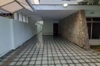 Sobrado para venda em campo belo com 8 quartos, sendo 4 suítes, 276m²
