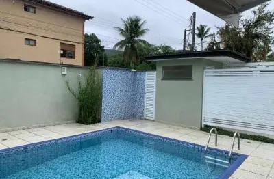 Casa em condomínio para venda e locação com 3 quartos, sendo 3 suítes, 108m²