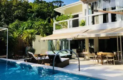 Casa no condomínio blue bay para venda com 4 quartos, sendo 4 suítes, 240m²