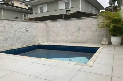 Casa no condomínio mar azul para locação com 4 quartos, sendo 3 suítes, 180m²