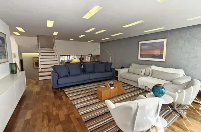Casa para venda em Jardim Prudência com 3 quartos, sendo 3 suítes , 315m²