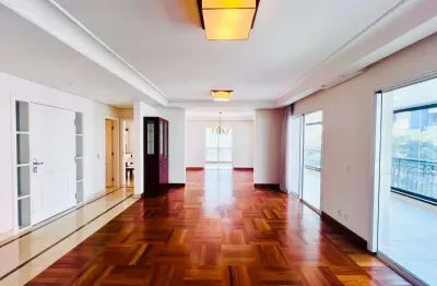 Apartamento para venda em Vila Uberabinha com 4 quartos, sendo 4 suítes , 245m²