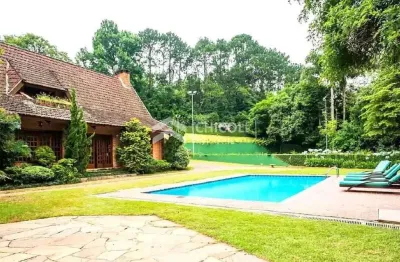 Casa em condomínio fechado com 7 quartos à venda na Chácara Granja Velha, Carapicuíba 
