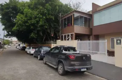 Sobrado 100 metros do mar com 3 dormitórios (1 suíte) - itajubá em barra velha