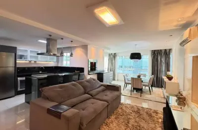 Apartamento para locação anual ha poucos passos da praia central de bc com 3 suítes.