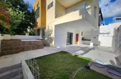Casa em condomínio fechado com 5 quartos para alugar na Rua Priscila B Dutra, 9, Vilas do Atlantico, Lauro de Freitas