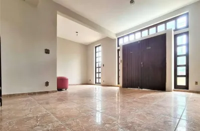 Casa com 3 quartos à venda na Rua Antônio Vergara, Jardim Paquetá, Belo Horizonte