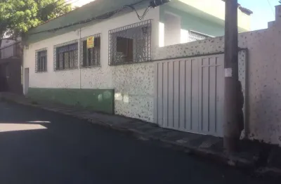 Casa com 3 quartos à venda na Rua Atenas, Prado, Belo Horizonte