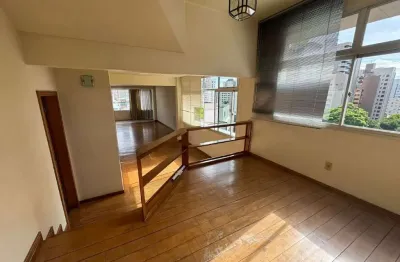 Apartamento amplo, 4 qtos, suíte, 1 p/andar, 2 vagas