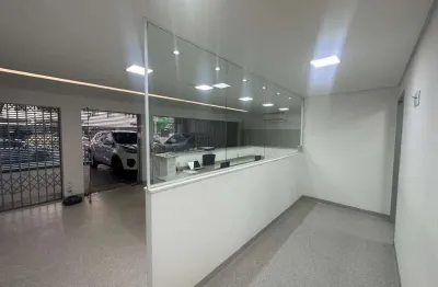 Prédio comercial, excelente localização, próximo ao mercado central