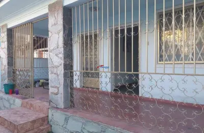 Casa com localização excelente, comercial ou residencial