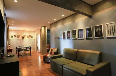 Apartamento amplo, 2 quartos, suíte, mobiliado, 1 vaga, locação