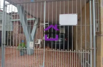 2 casas no mesmo terreno para venda, 4 dorms, 140 m²