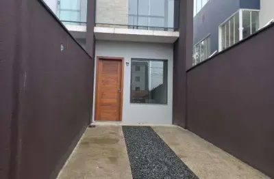 Casa com 2 quartos para alugar na Rua Osvaldo Marcelino da Silva, 99, Santa Catarina, Joinville