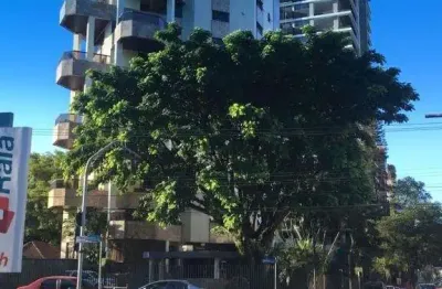 Apartamento no centro com 3 quartos para locação, 297 m²