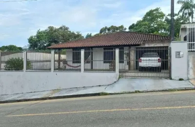 Casa com 3 quartos à venda no Nova Brasília, Joinville 