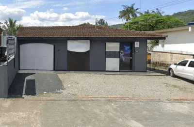 Casa no bom retiro com 3 quartos para locação, 175 m²