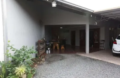 Casa plana no saguaçú com 3 quartos para venda, 130 m²