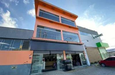 Sala comercial no iririú com 0 quartos para locação, 173 m²