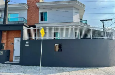 Sobrado geminado no glória com 3 quartos para venda, 140 m²