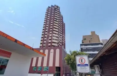 Apartamento no centro com 1 quartos para locação, 50 m²