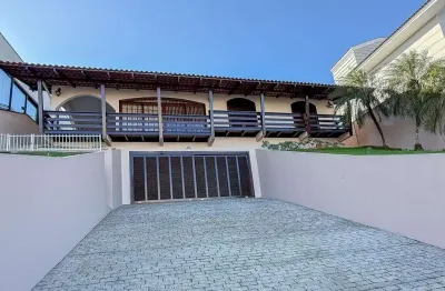 Casa com 4 quartos à venda na Rua Ouro Verde, 127, Saguaçu, Joinville