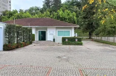 Sala comercial para alugar na Rua Luís Brockman, 237, América, Joinville