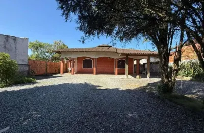 Casa com 3 quartos à venda na Rua São Ludgero, 163, Petrópolis, Joinville