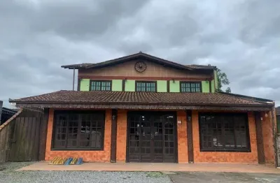 Casa com 3 quartos à venda na Rua Minas Gerais, 5300, Morro do Meio, Joinville