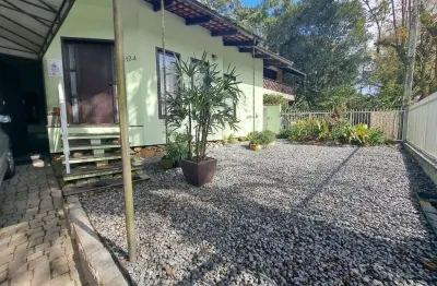 Casa com 3 quartos à venda na Rua Concórdia, 1124, Anita Garibaldi, Joinville
