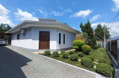 Casa com 3 quartos à venda no Morro do Meio, Joinville 