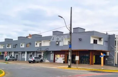 Sala comercial para alugar na R. Pres. Campos Salles, 376, Glória, Joinville