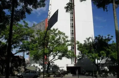 Sala comercial para alugar na Avenida Juscelino Kubitschek, 410, Centro, Joinville