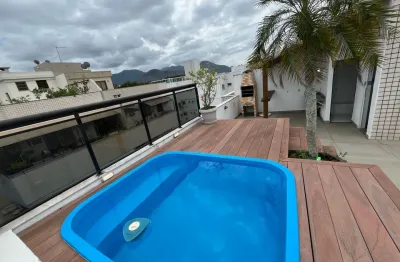 Cobertura com piscina e sauna na gleba a no recreio dos bandeirantes