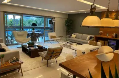 Apartamento mobiliado no condomínio santa monica jardins na barra da tijuca