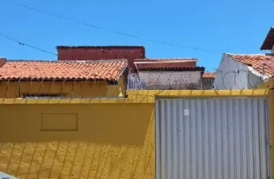Casa com 3 quartos à venda na Rua Dezessete de Junho, 148, Floresta, Fortaleza