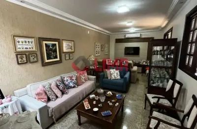 Linda Casa, proxima ao Boulevard Shopping, Vila Cardia, Bauru/SP