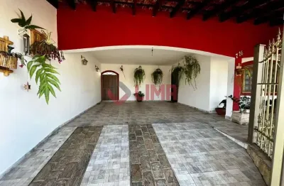 Casa com 3 quartos à venda na Vila Souto, Bauru 