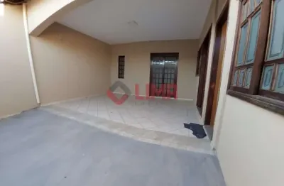Excelente casa para locação com 3 dormitórios e 2 vagas de garagem próxima ao do upa do bela vista