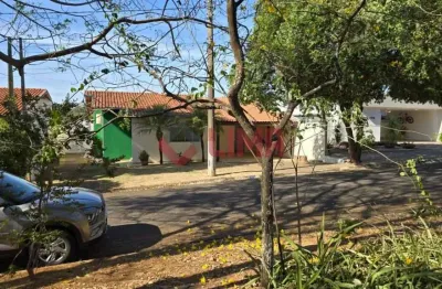 Joia em piratininga: casa com suite, área gourmet completa e terreno de 600m²!